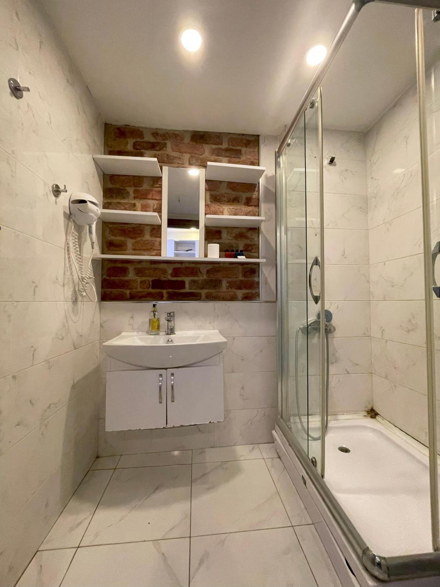 Апартаменти Beyoglu Deluxe Studyo Pera Homes84 *