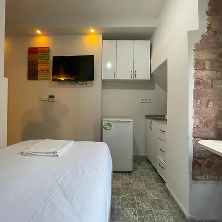 Beyoglu Deluxe Studyo Apartments Pera Homes84 Стамбул Екстер'єр фото
